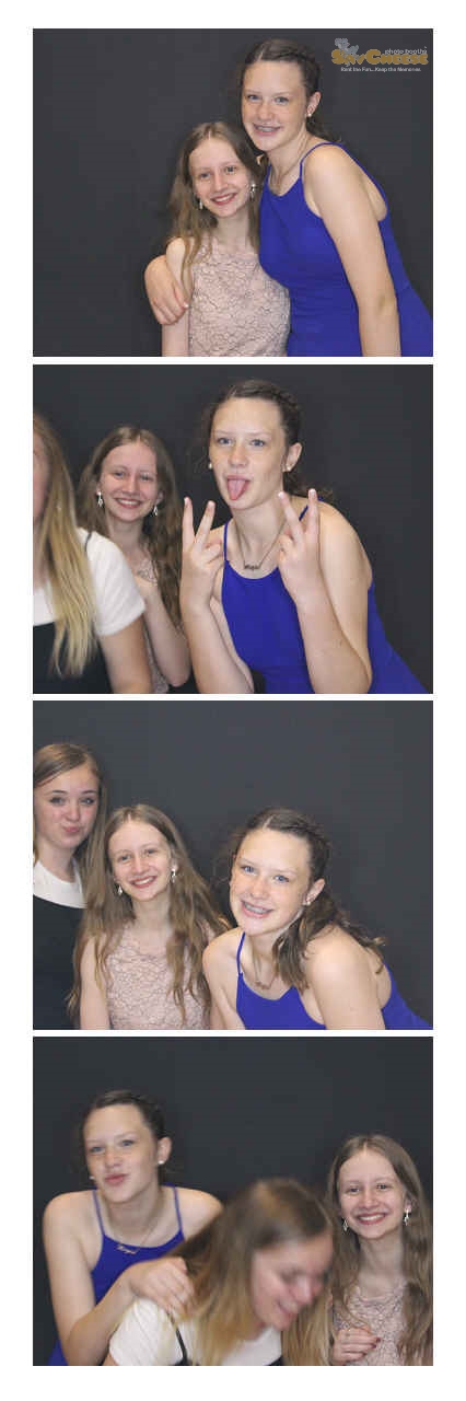 Turkeyfoot Middle 8th Grade Graduation | View more photos from the event at gallery.saycheesephotobooth.com/u/SayCheesePhotoBooth/Turkeyfoot-Middle-8th-Grade-Graduation