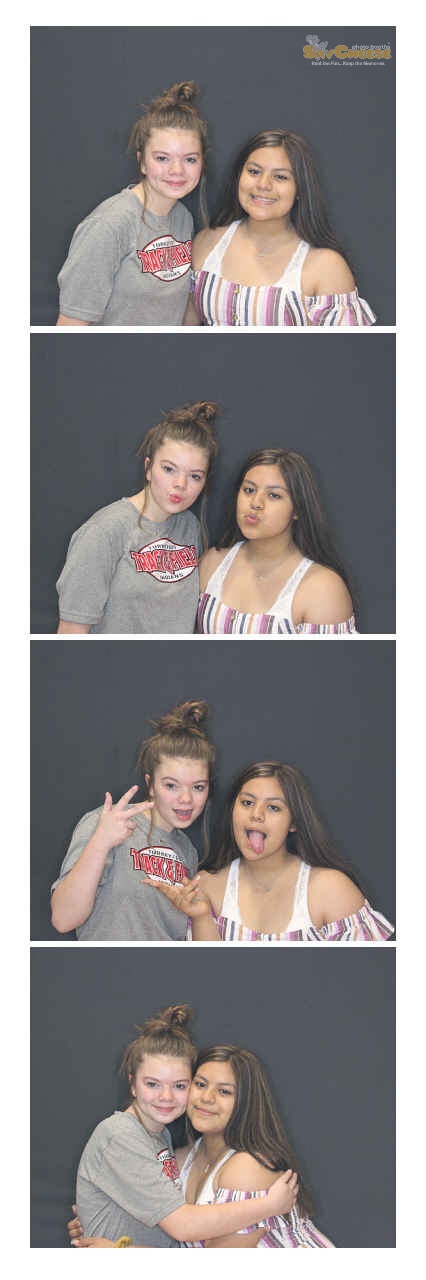 Turkeyfoot Middle 8th Grade Graduation | View more photos from the event at gallery.saycheesephotobooth.com/u/SayCheesePhotoBooth/Turkeyfoot-Middle-8th-Grade-Graduation