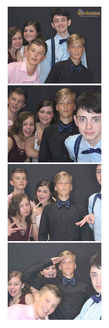 Turkeyfoot Middle 8th Grade Graduation | View more photos from the event at gallery.saycheesephotobooth.com/u/SayCheesePhotoBooth/Turkeyfoot-Middle-8th-Grade-Graduation