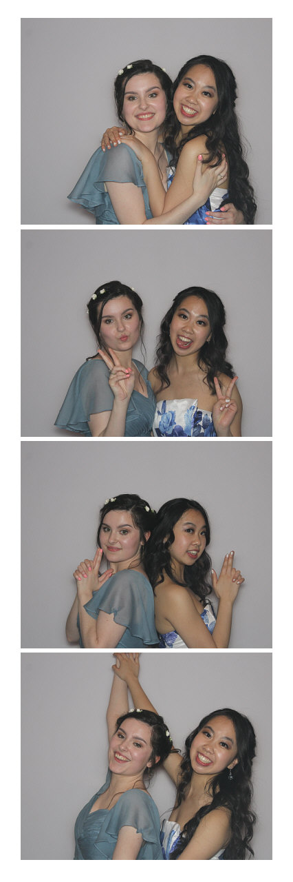Ursuline Prom 2019 | View more photos from the event at gallery.saycheesephotobooth.com/u/SayCheesePhotoBooth/Ursuline-Prom-2019