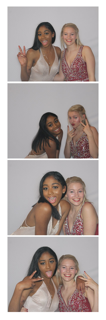 Ursuline Prom 2019 | View more photos from the event at gallery.saycheesephotobooth.com/u/SayCheesePhotoBooth/Ursuline-Prom-2019
