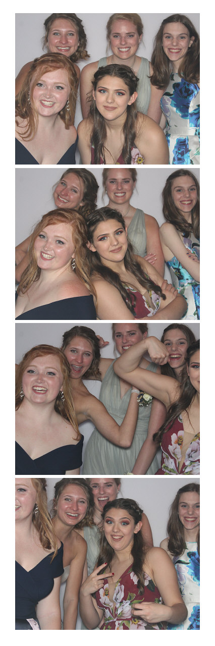 Ursuline Prom 2019 | View more photos from the event at gallery.saycheesephotobooth.com/u/SayCheesePhotoBooth/Ursuline-Prom-2019