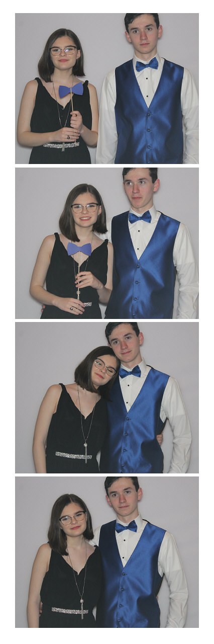 Ursuline Prom 2019 | View more photos from the event at gallery.saycheesephotobooth.com/u/SayCheesePhotoBooth/Ursuline-Prom-2019