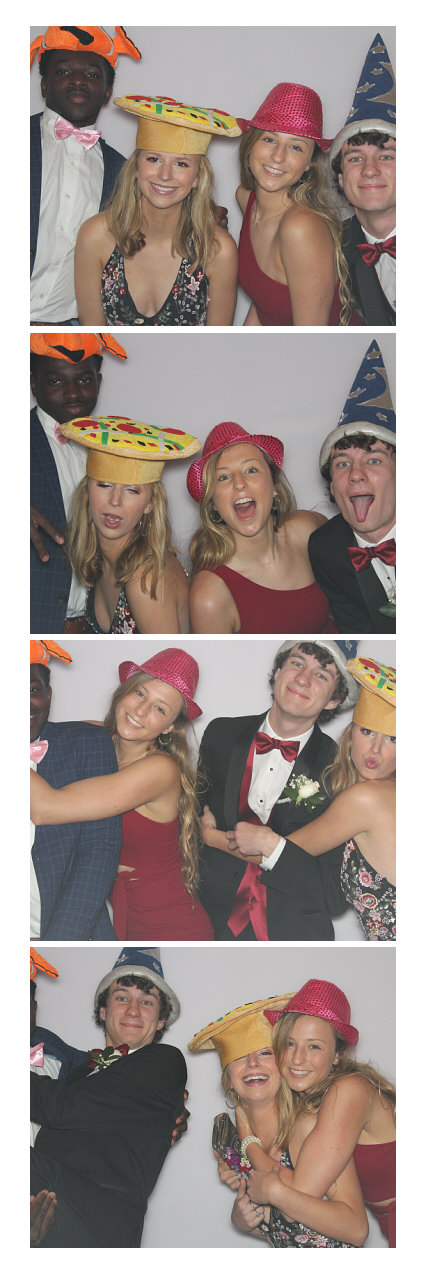 Ursuline Prom 2019 | View more photos from the event at gallery.saycheesephotobooth.com/u/SayCheesePhotoBooth/Ursuline-Prom-2019