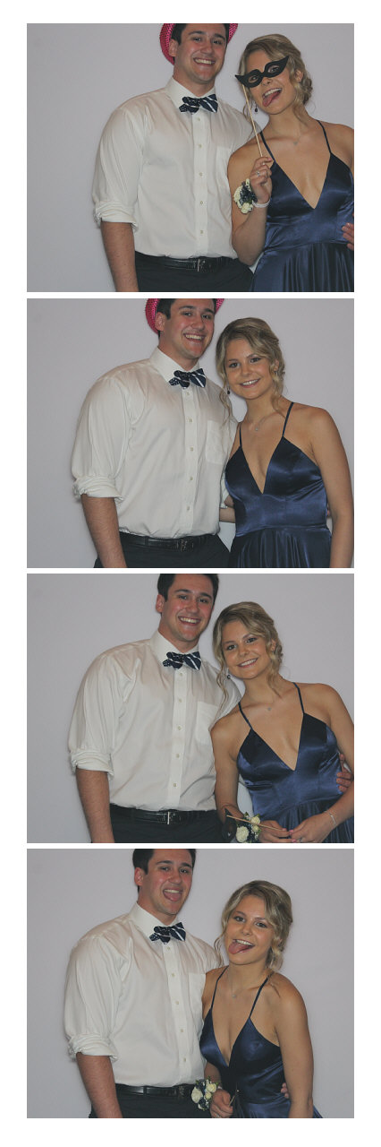 Ursuline Prom 2019 | View more photos from the event at gallery.saycheesephotobooth.com/u/SayCheesePhotoBooth/Ursuline-Prom-2019