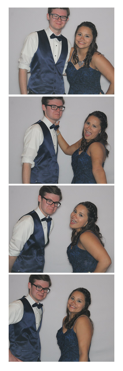 Ursuline Prom 2019 | View more photos from the event at gallery.saycheesephotobooth.com/u/SayCheesePhotoBooth/Ursuline-Prom-2019