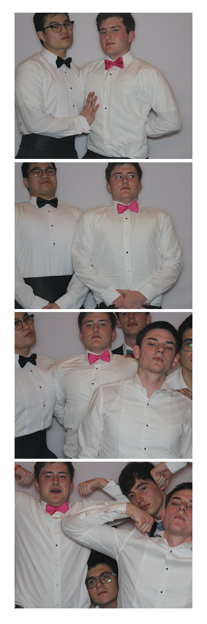 Ursuline Prom 2019 | View more photos from the event at gallery.saycheesephotobooth.com/u/SayCheesePhotoBooth/Ursuline-Prom-2019