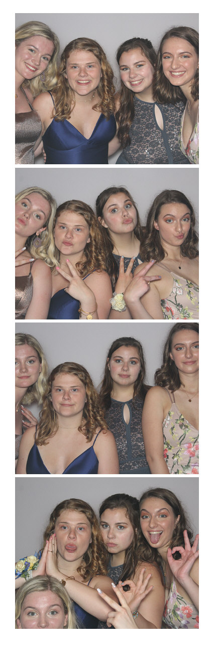 Ursuline Prom 2019 | View more photos from the event at gallery.saycheesephotobooth.com/u/SayCheesePhotoBooth/Ursuline-Prom-2019