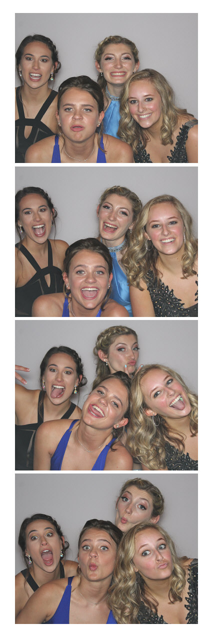 Ursuline Prom 2019 | View more photos from the event at gallery.saycheesephotobooth.com/u/SayCheesePhotoBooth/Ursuline-Prom-2019