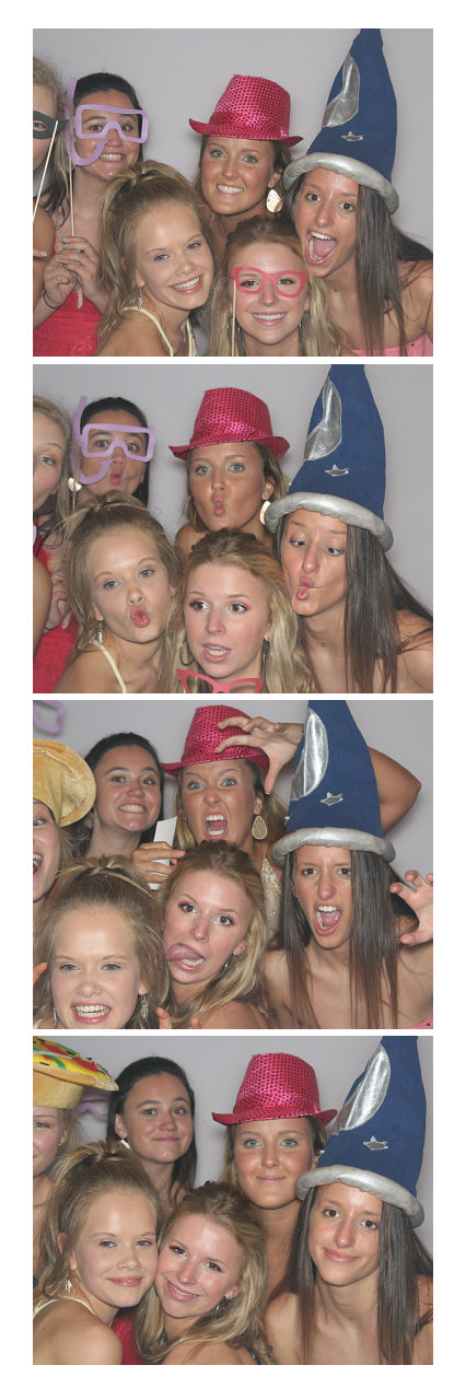 Ursuline Prom 2019 | View more photos from the event at gallery.saycheesephotobooth.com/u/SayCheesePhotoBooth/Ursuline-Prom-2019