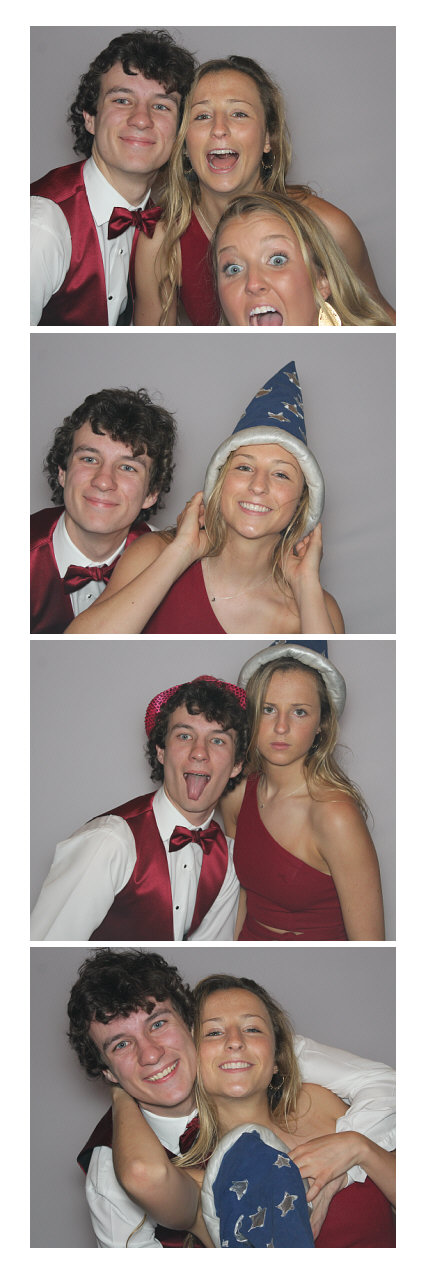 Ursuline Prom 2019 | View more photos from the event at gallery.saycheesephotobooth.com/u/SayCheesePhotoBooth/Ursuline-Prom-2019