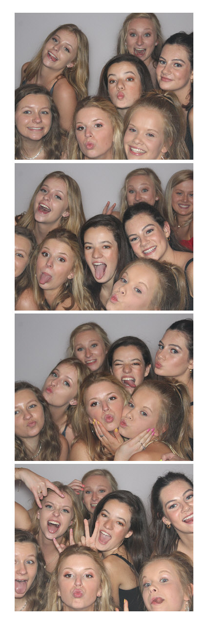 Ursuline Prom 2019 | View more photos from the event at gallery.saycheesephotobooth.com/u/SayCheesePhotoBooth/Ursuline-Prom-2019