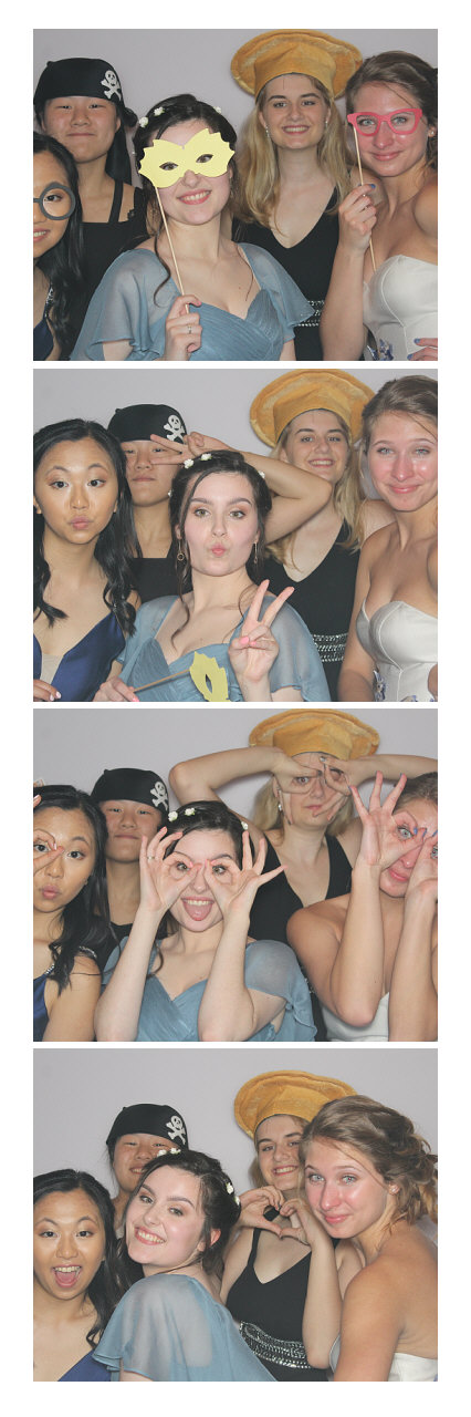 Ursuline Prom 2019 | View more photos from the event at gallery.saycheesephotobooth.com/u/SayCheesePhotoBooth/Ursuline-Prom-2019