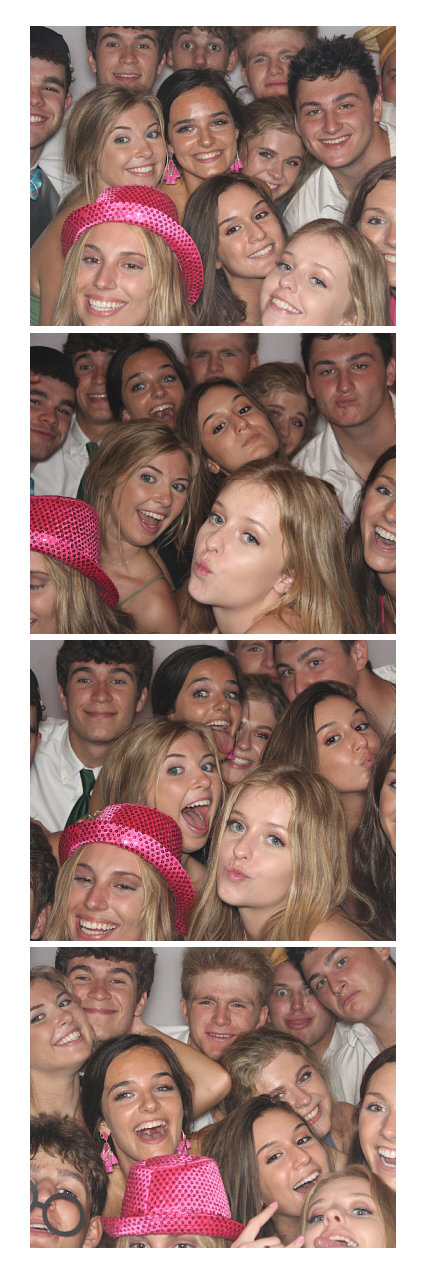 Ursuline Prom 2019 | View more photos from the event at gallery.saycheesephotobooth.com/u/SayCheesePhotoBooth/Ursuline-Prom-2019