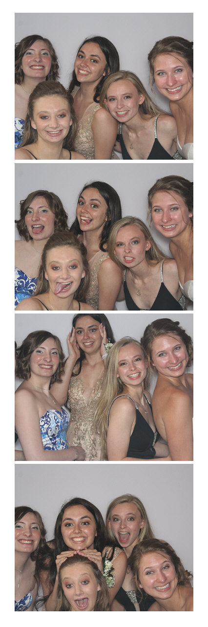 Ursuline Prom 2019 | View more photos from the event at gallery.saycheesephotobooth.com/u/SayCheesePhotoBooth/Ursuline-Prom-2019
