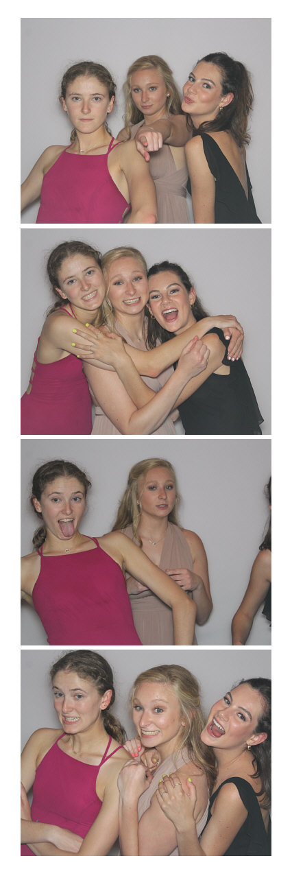 Ursuline Prom 2019 | View more photos from the event at gallery.saycheesephotobooth.com/u/SayCheesePhotoBooth/Ursuline-Prom-2019