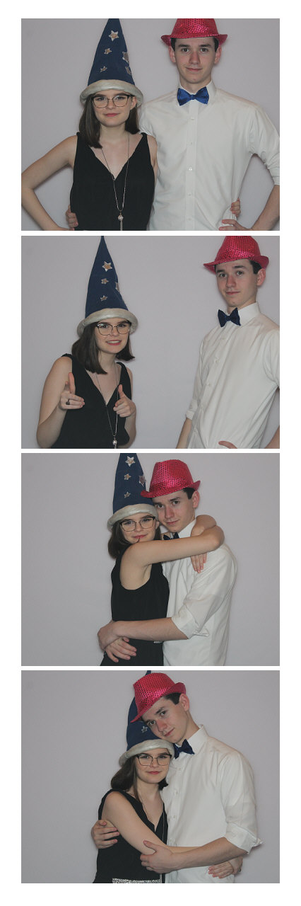 Ursuline Prom 2019 | View more photos from the event at gallery.saycheesephotobooth.com/u/SayCheesePhotoBooth/Ursuline-Prom-2019