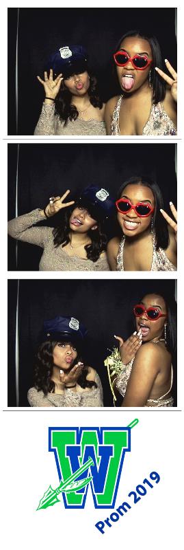 Winton Woods Prom 2019 | View more photos from the event at gallery.saycheesephotobooth.com/u/SayCheesePhotoBooth/Winton-Woods-Prom-2019