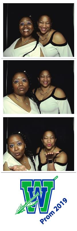Winton Woods Prom 2019 | View more photos from the event at gallery.saycheesephotobooth.com/u/SayCheesePhotoBooth/Winton-Woods-Prom-2019