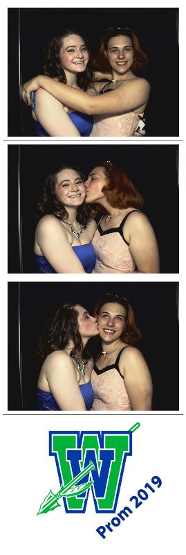 Winton Woods Prom 2019 | View more photos from the event at gallery.saycheesephotobooth.com/u/SayCheesePhotoBooth/Winton-Woods-Prom-2019