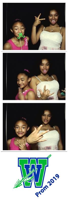 Winton Woods Prom 2019 | View more photos from the event at gallery.saycheesephotobooth.com/u/SayCheesePhotoBooth/Winton-Woods-Prom-2019