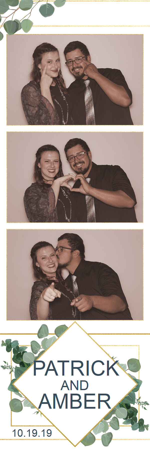 Wright Wedding  | View more photos from the event at gallery.saycheesephotobooth.com/u/SayCheesePhotoBooth/Wright-Wedding