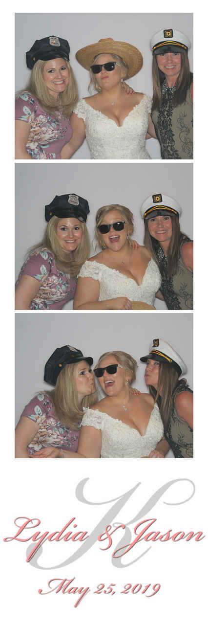 Yocum Wedding  | View more photos from the event at gallery.saycheesephotobooth.com/u/SayCheesePhotoBooth/Yocum-Wedding