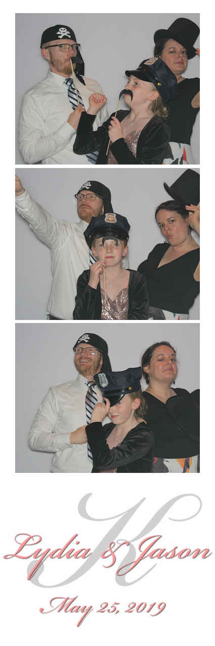 Yocum Wedding  | View more photos from the event at gallery.saycheesephotobooth.com/u/SayCheesePhotoBooth/Yocum-Wedding