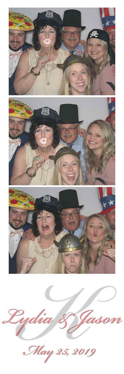 Yocum Wedding  | View more photos from the event at gallery.saycheesephotobooth.com/u/SayCheesePhotoBooth/Yocum-Wedding