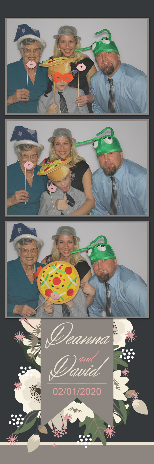 Hapner wedding  | View more photos from the event at gallery.saycheesephotobooth.com/u/SayCheesePhotoBooth/Hapner-wedding