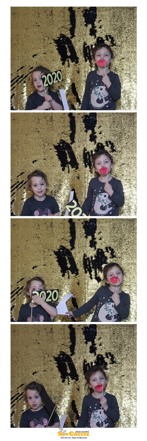 Kids First NYE Celebration  | View more photos from the event at gallery.saycheesephotobooth.com/u/SayCheesePhotoBooth/Kids-First-NYE-Celebration
