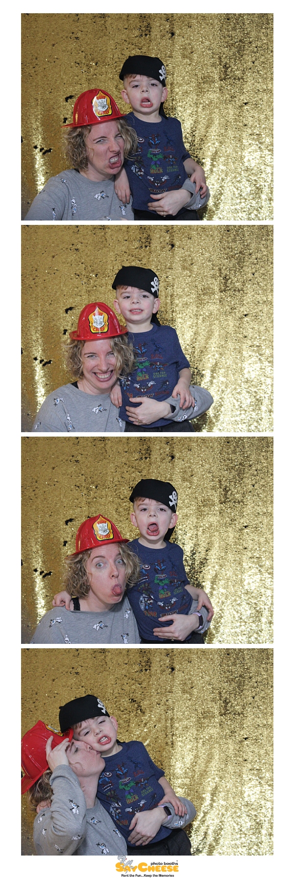 Kids First NYE Celebration  | View more photos from the event at gallery.saycheesephotobooth.com/u/SayCheesePhotoBooth/Kids-First-NYE-Celebration