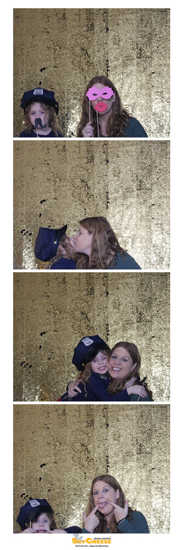 Kids First NYE Celebration  | View more photos from the event at gallery.saycheesephotobooth.com/u/SayCheesePhotoBooth/Kids-First-NYE-Celebration