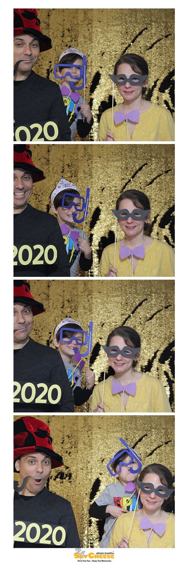Kids First NYE Celebration  | View more photos from the event at gallery.saycheesephotobooth.com/u/SayCheesePhotoBooth/Kids-First-NYE-Celebration