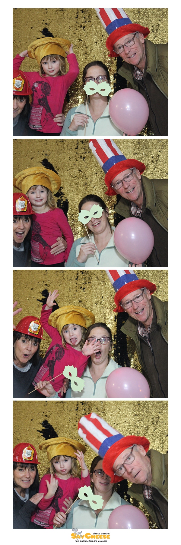 Kids First NYE Celebration  | View more photos from the event at gallery.saycheesephotobooth.com/u/SayCheesePhotoBooth/Kids-First-NYE-Celebration