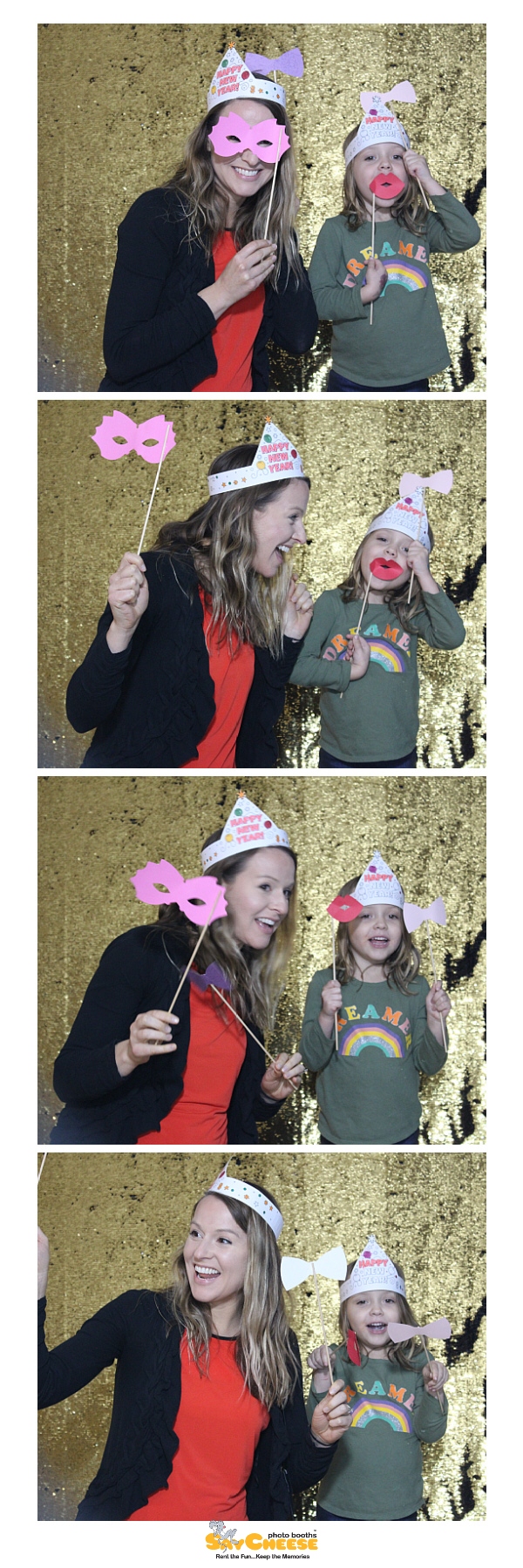 Kids First NYE Celebration  | View more photos from the event at gallery.saycheesephotobooth.com/u/SayCheesePhotoBooth/Kids-First-NYE-Celebration