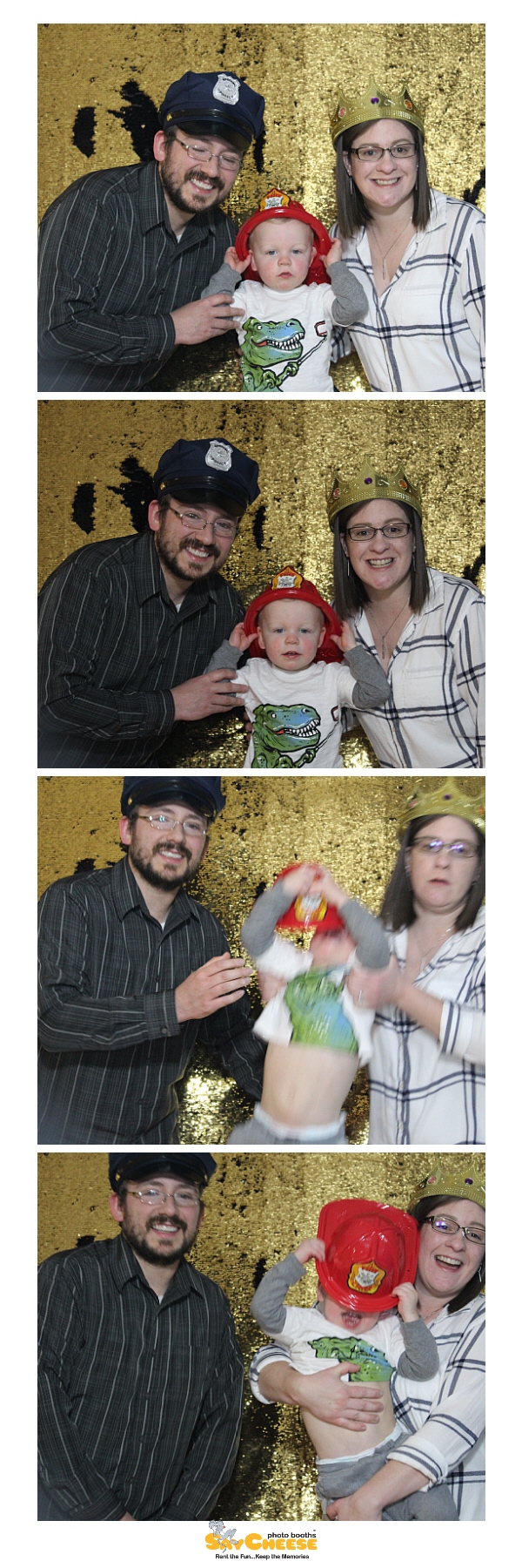 Kids First NYE Celebration  | View more photos from the event at gallery.saycheesephotobooth.com/u/SayCheesePhotoBooth/Kids-First-NYE-Celebration