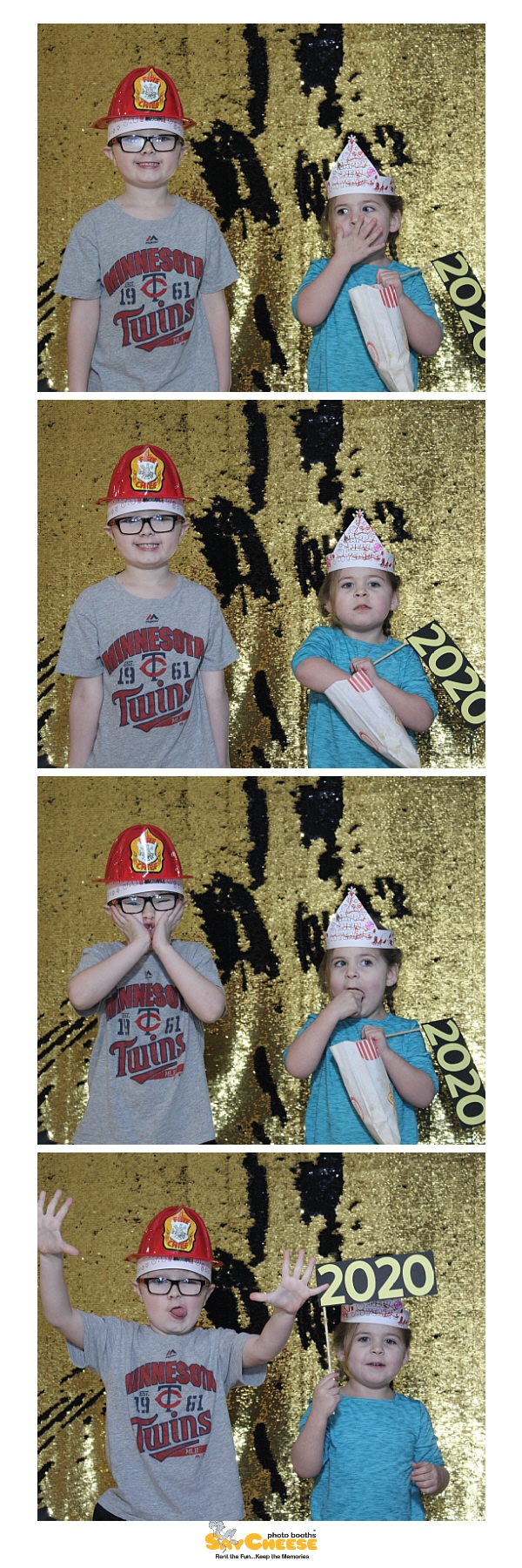 Kids First NYE Celebration  | View more photos from the event at gallery.saycheesephotobooth.com/u/SayCheesePhotoBooth/Kids-First-NYE-Celebration