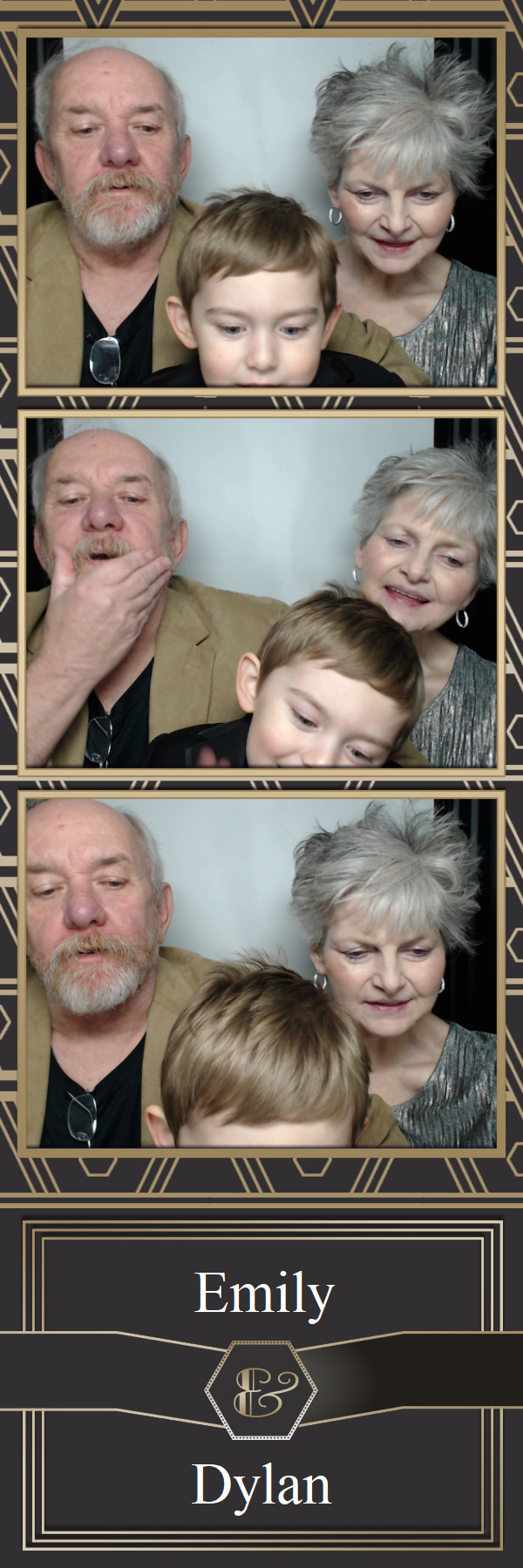 Kitzmiller Wedding | View more photos from the event at gallery.saycheesephotobooth.com/u/SayCheesePhotoBooth/Kitzmiller-Wedding