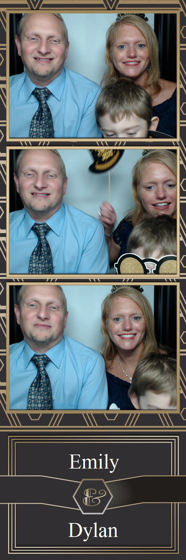 Kitzmiller Wedding | View more photos from the event at gallery.saycheesephotobooth.com/u/SayCheesePhotoBooth/Kitzmiller-Wedding