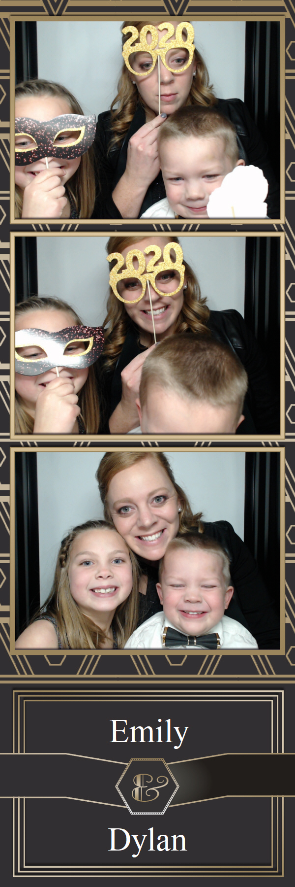 Kitzmiller Wedding | View more photos from the event at gallery.saycheesephotobooth.com/u/SayCheesePhotoBooth/Kitzmiller-Wedding