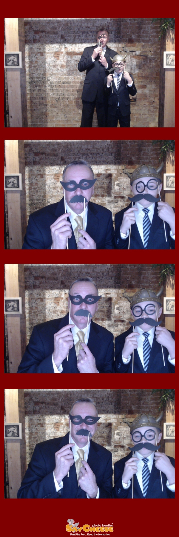 Lentz Wedding  | View more photos from the event at gallery.saycheesephotobooth.com/u/SayCheesePhotoBooth/Lentz-Wedding