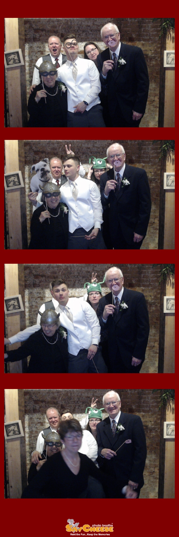 Lentz Wedding  | View more photos from the event at gallery.saycheesephotobooth.com/u/SayCheesePhotoBooth/Lentz-Wedding