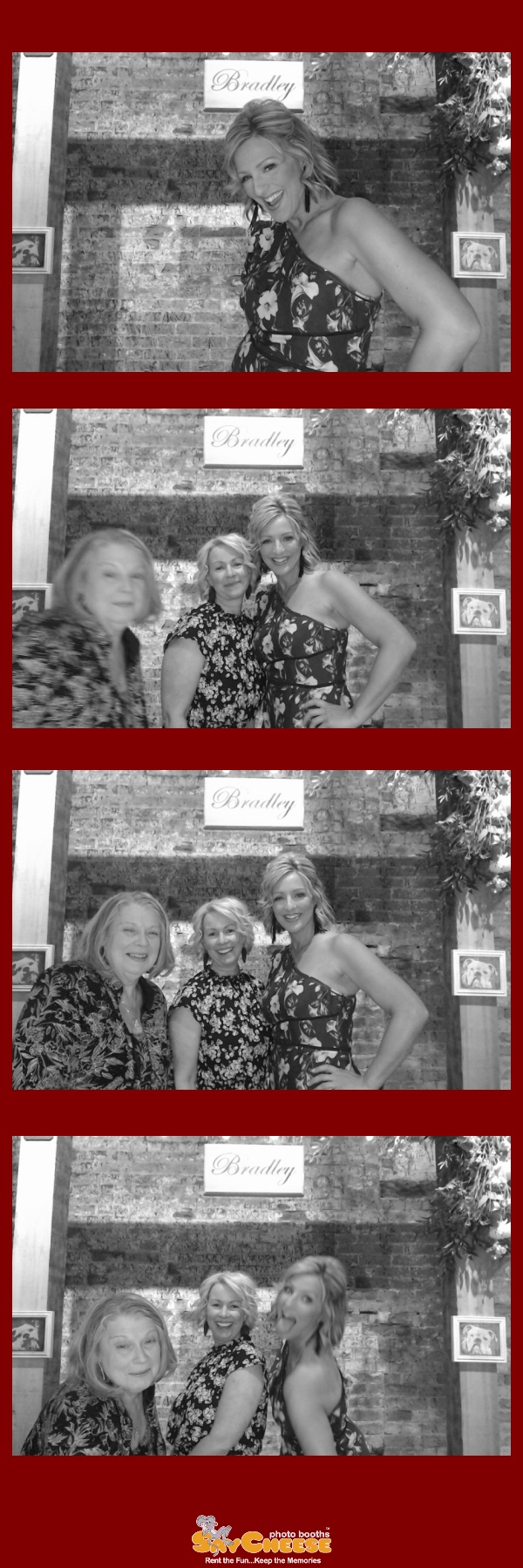 Lentz Wedding  | View more photos from the event at gallery.saycheesephotobooth.com/u/SayCheesePhotoBooth/Lentz-Wedding