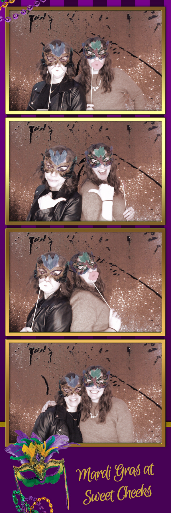 Mardi Gras @ Sweet Cheeks Diaper Bank | View more photos from the event at gallery.saycheesephotobooth.com/u/SayCheesePhotoBooth/Mardi-Gras-Sweet-Cheeks-Diaper-Bank