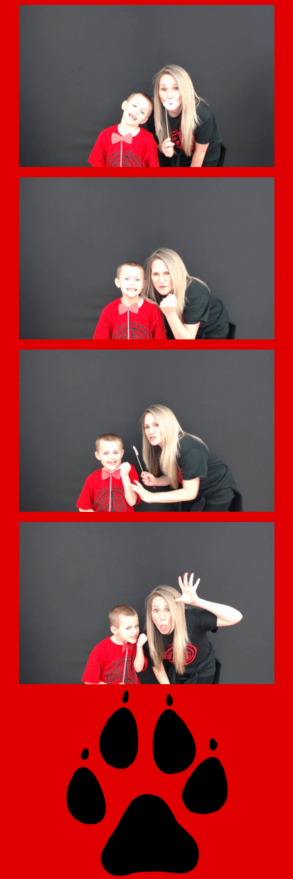 Mother Son Dodgeball 2020 | View more photos from the event at gallery.saycheesephotobooth.com/u/SayCheesePhotoBooth/Mother-Son-Dodgeball-2020
