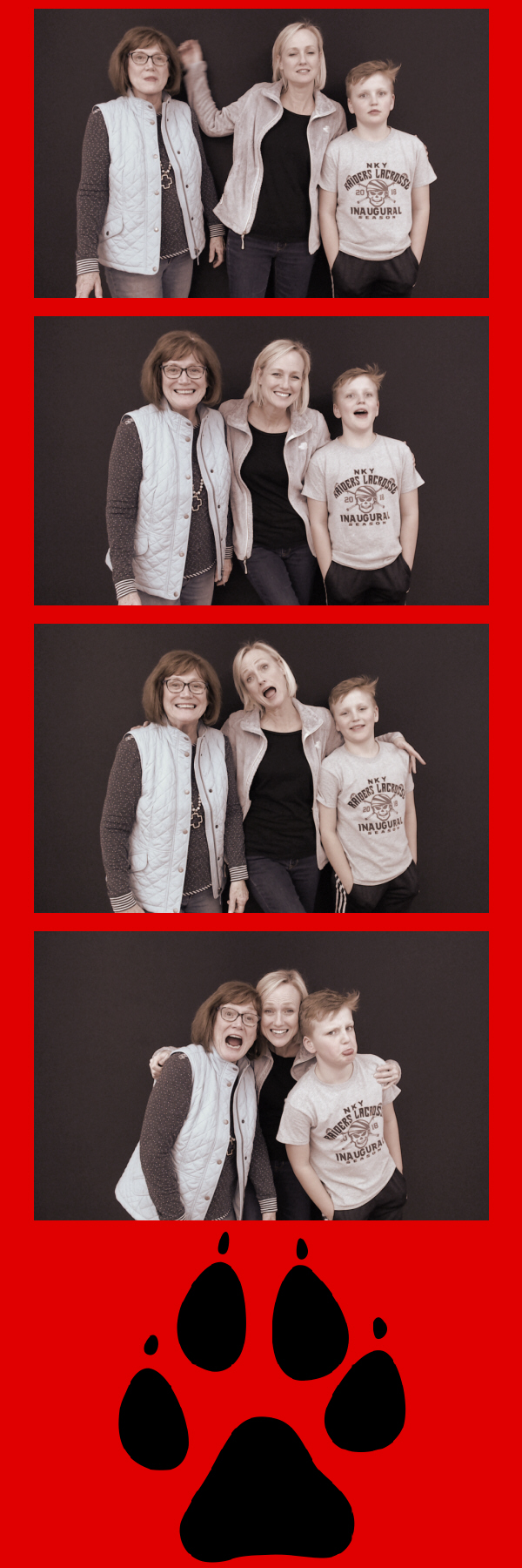 Mother Son Dodgeball 2020 | View more photos from the event at gallery.saycheesephotobooth.com/u/SayCheesePhotoBooth/Mother-Son-Dodgeball-2020
