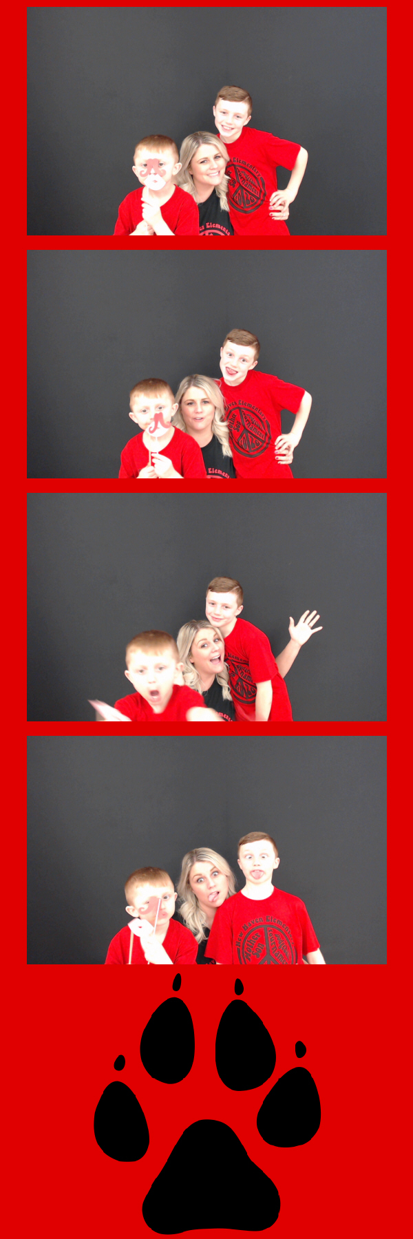 Mother Son Dodgeball 2020 | View more photos from the event at gallery.saycheesephotobooth.com/u/SayCheesePhotoBooth/Mother-Son-Dodgeball-2020