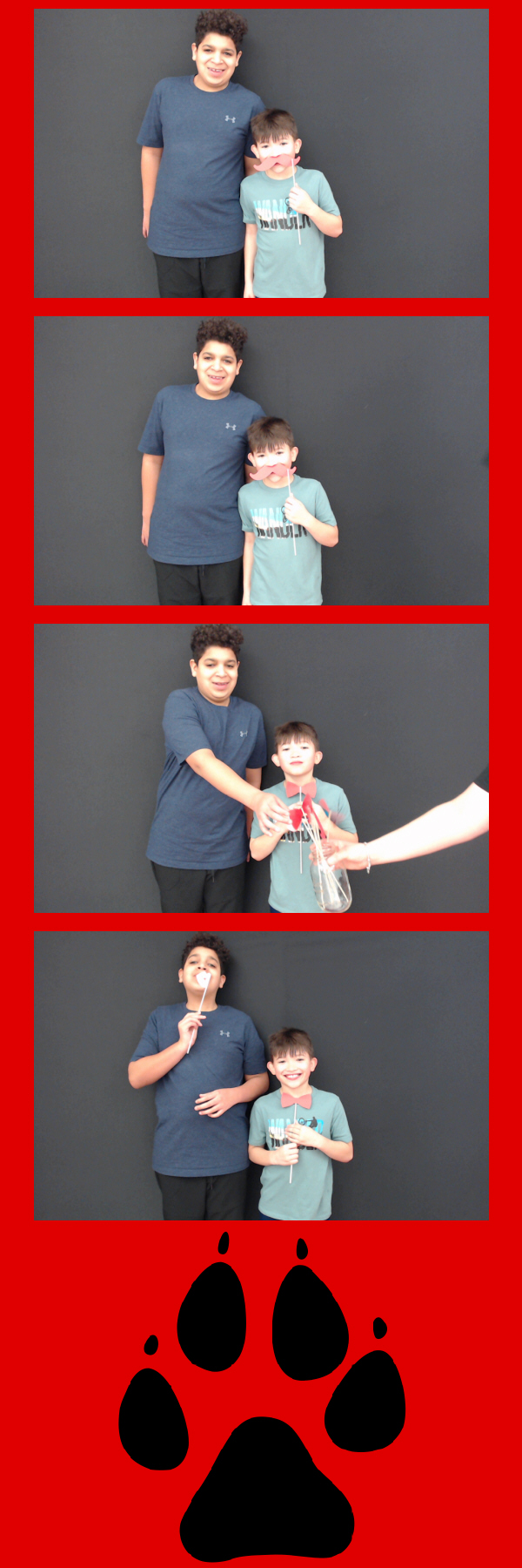 Mother Son Dodgeball 2020 | View more photos from the event at gallery.saycheesephotobooth.com/u/SayCheesePhotoBooth/Mother-Son-Dodgeball-2020
