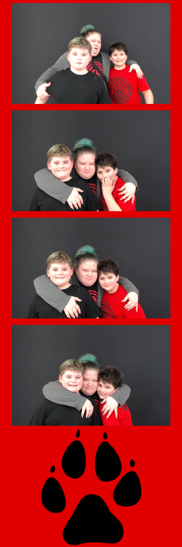 Mother Son Dodgeball 2020 | View more photos from the event at gallery.saycheesephotobooth.com/u/SayCheesePhotoBooth/Mother-Son-Dodgeball-2020